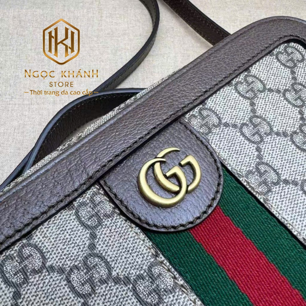 Tui deo cheo gucci nam