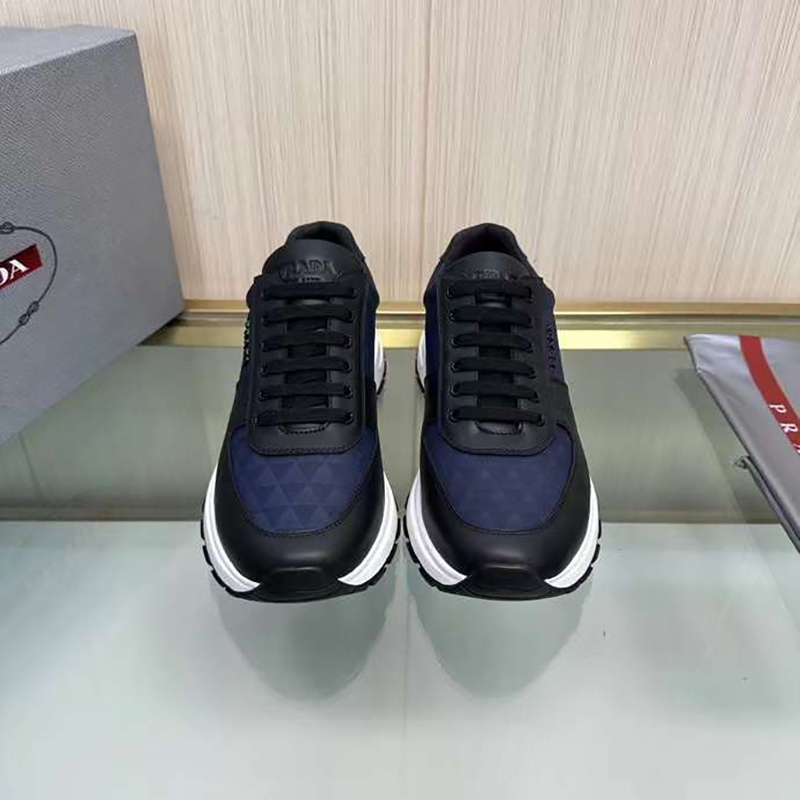 Giày nam Prada màu đen