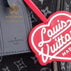Ba lo louis vuitton mau den hoa tiet hoa den dai do 5