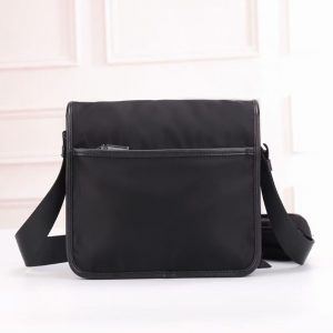 Trang chủ 21 HN1823