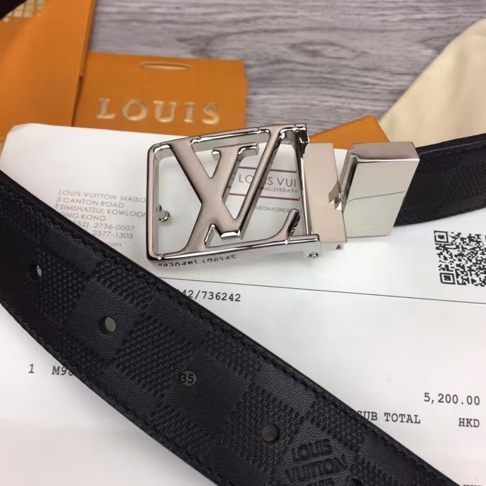 That lung nam louis vuitton caro chim hoa tiet logo long mat khoa mau trang 7