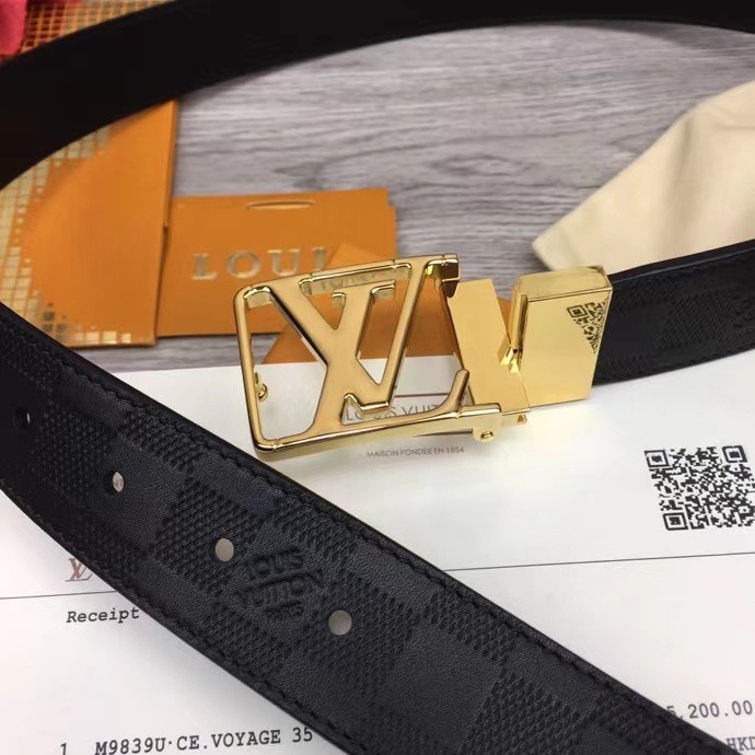 That lung nam louis vuitton caro chim hoa tiet logo long mat khoa mau vang 6