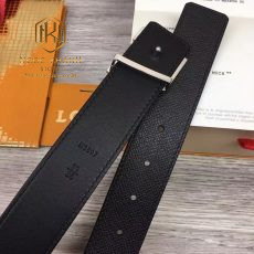 That lung nam louis vuitton da taiga mat khoa xuong day den mat trang 4