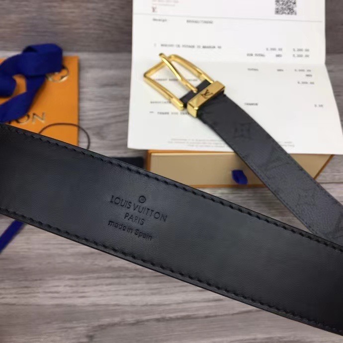 That lung nam louis vuitton hoa xam khoa kim dau vuong vang 2