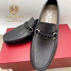 giay luoi Salvatore Ferragamo mau den hoa tiet xich 2