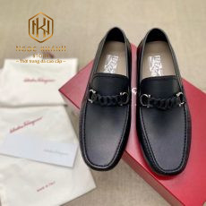 giay luoi Salvatore Ferragamo mau den hoa tiet xich 7