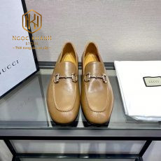 giay luoi gucci de cao hoa tiet khoa trang mui nhon mau vang 4