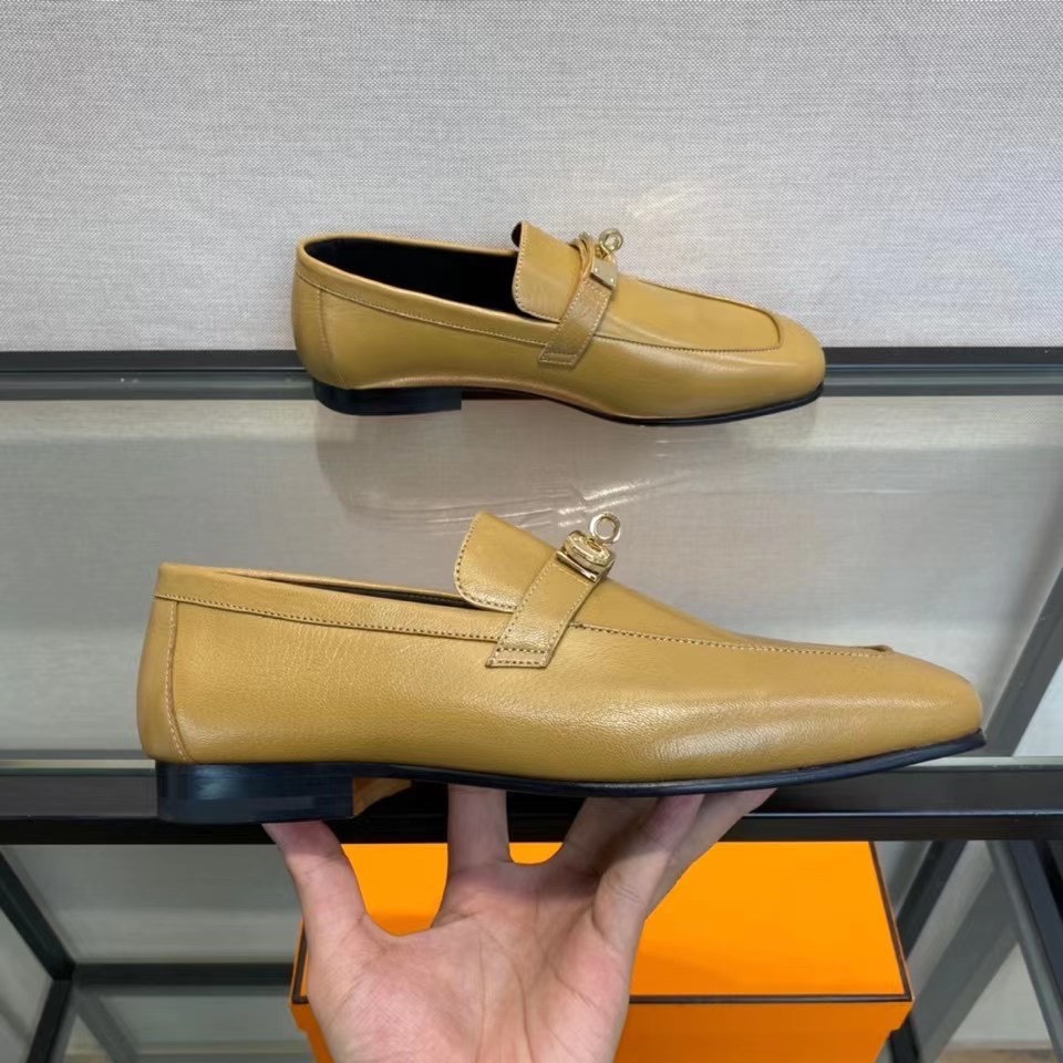 giay luoi hermes de cao mau vang be da tron hoa tiet khoa vang mui vuong 8
