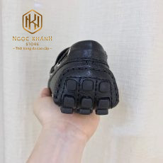 giay luoi louis vuitton like auth mau den hoa tiet no sat trang 3