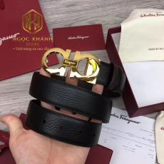 that lung Salvatore Ferragamo da nhan hoa tiet khoa logo khoa vang 3