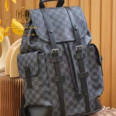 Ba lo louis vuitton hoa tiet caro den dang rut 11