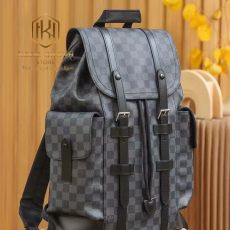 Ba lo louis vuitton hoa tiet caro den dang rut 16