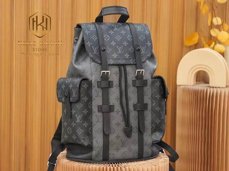 Ba lo louis vuitton mau den hoa tiet hoa den 9