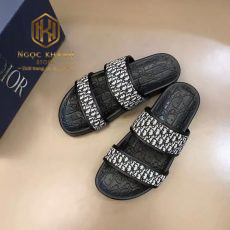 dep nam dior hoa tiet chu mau trang hai quai 3