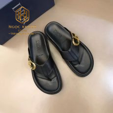 dep nam dior mau den da tron hoa tiet logo vang xo ngon 4