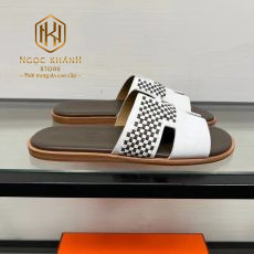 dep nam hermes mau nau quai trang hoa tiet cham like auth 7