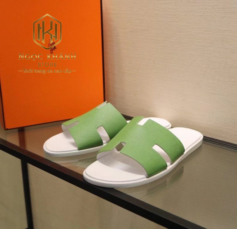 dep nam hermes mau trang quai xanh like auth 4 768x742 1