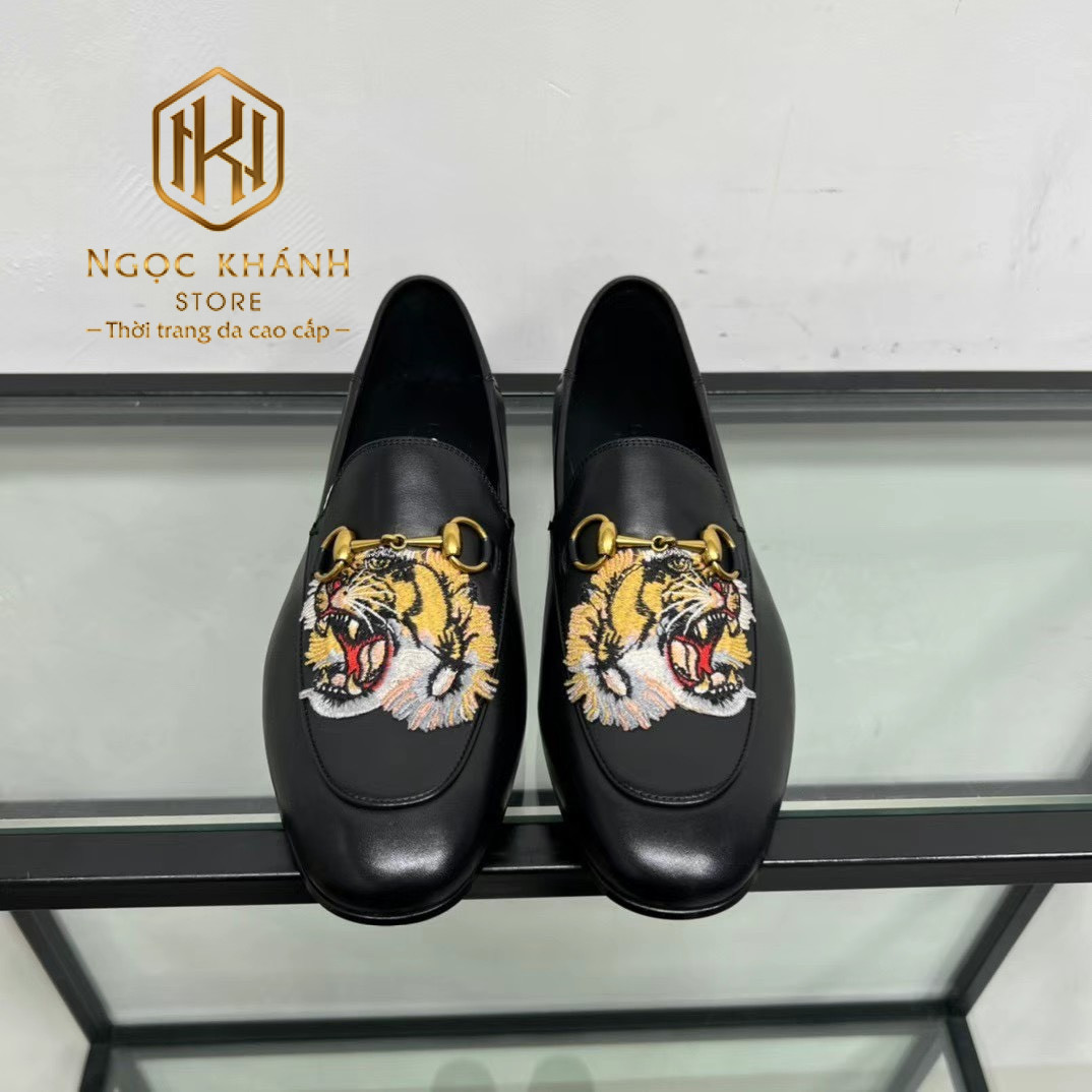 giay luoi gucci de cao hoa tiet ho mau den 2