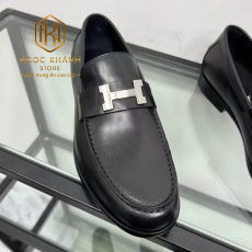 giay luoi hermes de cao mau den hoa tiet chu h mui tron 3