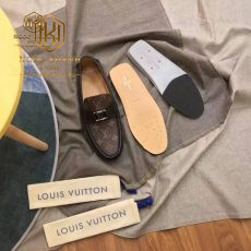 giay luoi louis vuitton like auth hoa tiet hoa khoa logo nho mau nau 3