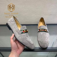 giay luoi nam gucci de cao dalon vien ke do khoa vang mau xam 2