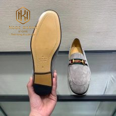 giay luoi nam gucci de cao dalon vien ke do khoa vang mau xam 4