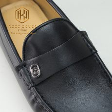 giay luoi nam gucci mau den da tron tag chim 5