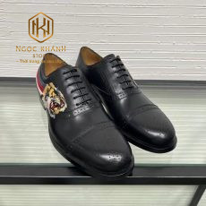 giay nam gucci mau den vien do hoa tiet ho 5