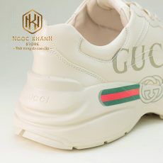 giay nam gucci rhyton mau trang hoa tiet logo 5