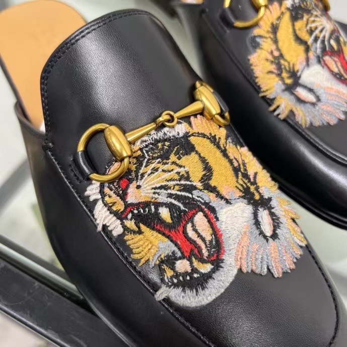 suc nam gucci mau den hoa tiet ho like auth 1