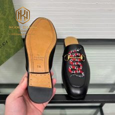 suc nam gucci mau den hoa tiet ran like auth 1