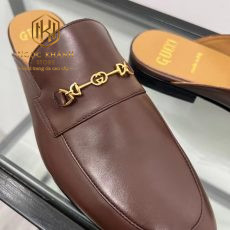 suc nam gucci mau nau hoa tiet khoa logo vang 3