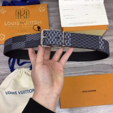 that lung louis vuitton hoa tiet caro moi khoa kim mau trang tllv41 4 650x650.jpeg