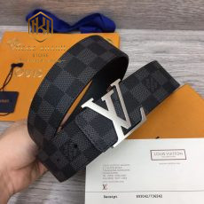 that lung nam Louis Vuitton caro den hoa tiet ogo mat trang 2