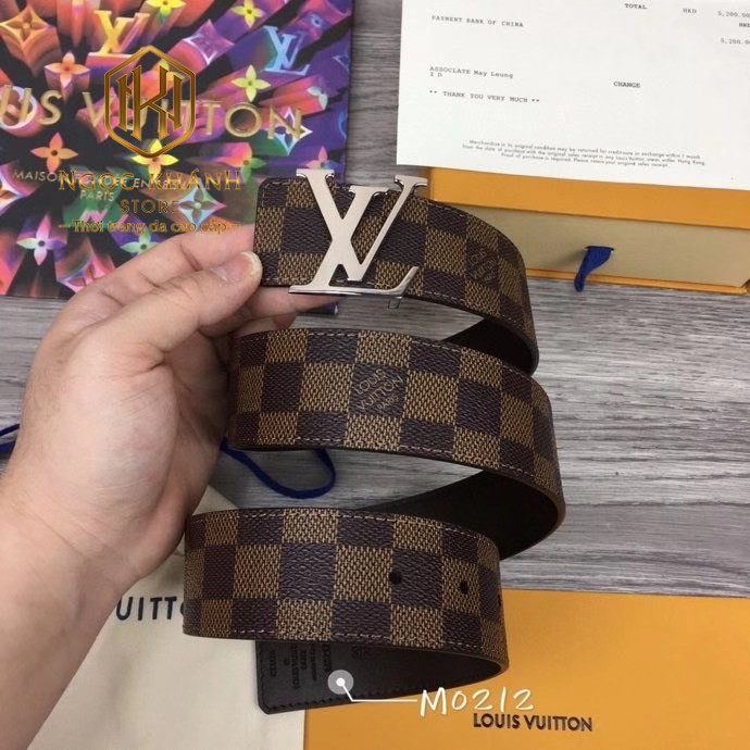 that lung nam Louis Vuitton caro hoa tiet logo mat trang 9