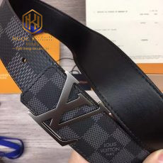 that lung nam Louis Vuitton caro moi hoa tiet logo thang mat den 9