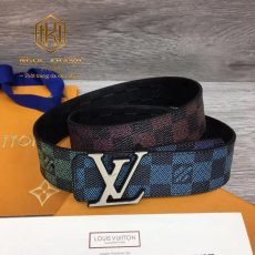 that lung nam Louis Vuitton caro phoi mau hoa tiet logo mat trang 8 1