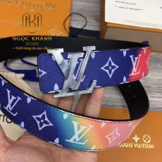 that lung nam Louis Vuitton hoa cau vong hoa tiet logo mat trang 5