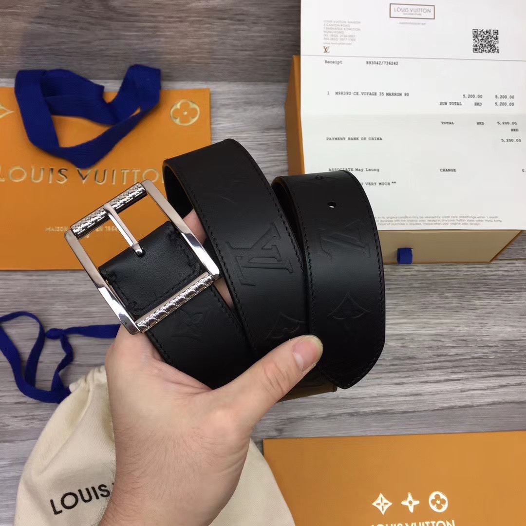 that lung nam Louis Vuitton hoa chim khoa kim mat trang 7