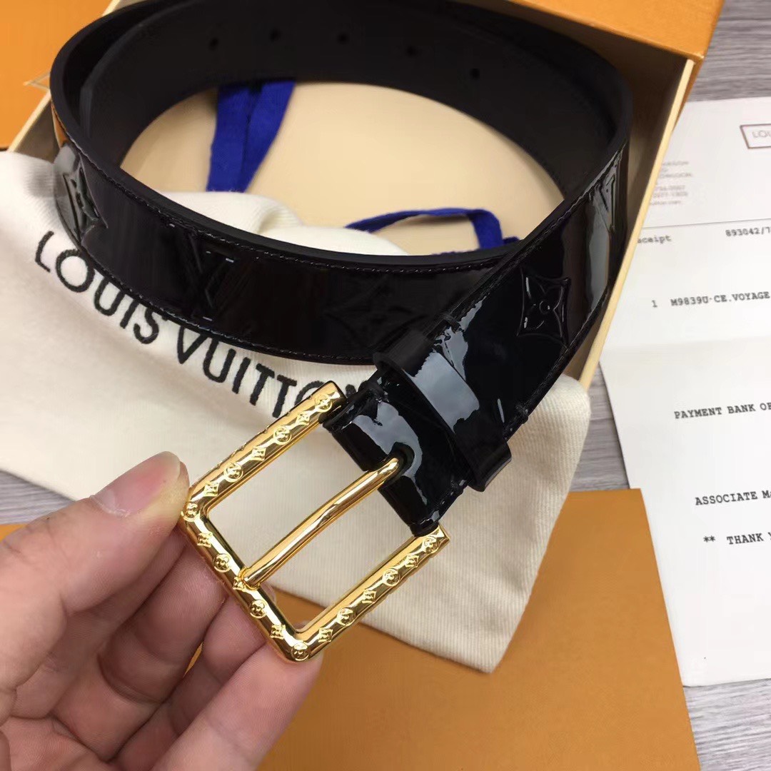 that lung nam Louis Vuitton hoa den bong khoa kim 3