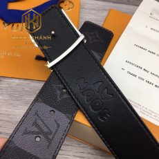 that lung nam Louis Vuitton hoa den ke o hoa tiet logo mat trang 2