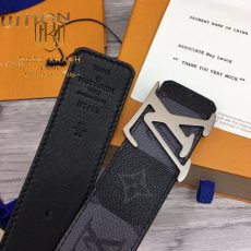 that lung nam Louis Vuitton hoa den ke o hoa tiet logo mat trang 5