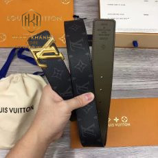 that lung nam Louis Vuitton hoa den mau xanh hoa tiet logo mat vang 7
