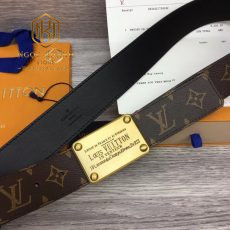 that lung nam Louis Vuitton hoa nau mat logo lien mat vang vuong 1