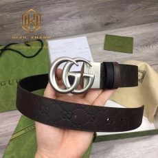 that lung nam gucci day dap logo hoa tiet chu G kep mat trang 1