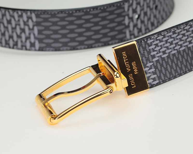 that lung nam louis vuitton caro ban moi khoa kim mau vang 7