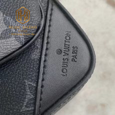 tui deo cheo louis vuitton hoa tiet hoa 2 tui mau den 6