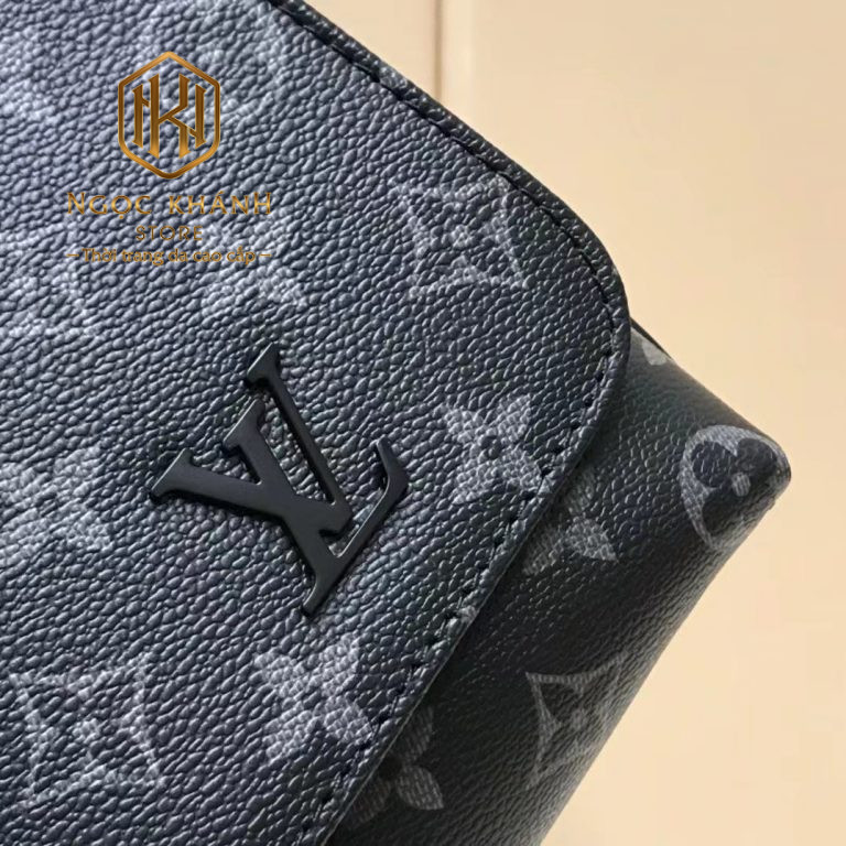 tui deo cheo louis vuitton hoa tiet hoa den nap day 3 768x768 1