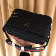 tui deo cheo nam gucci mau den hoa tiet dap chim day ban to 8