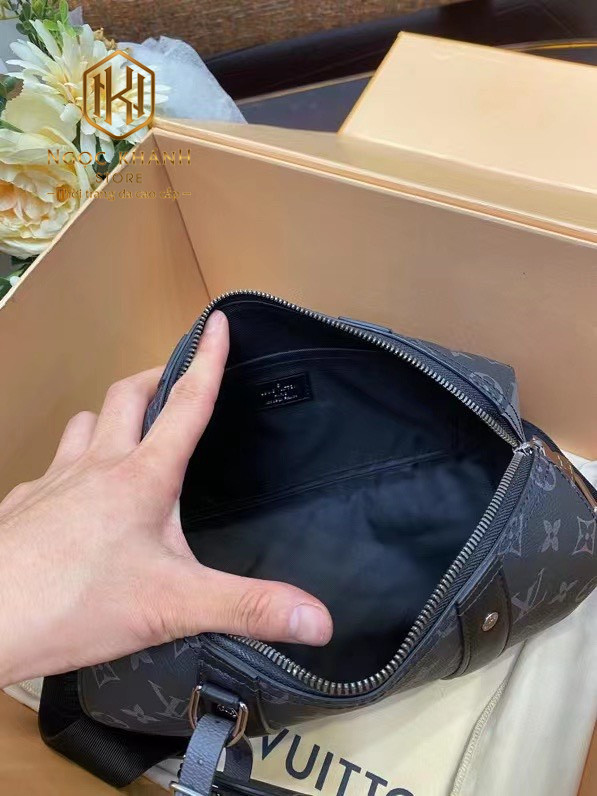 tui xach du lich louis vuitton hoa tiet hoa den 3 1
